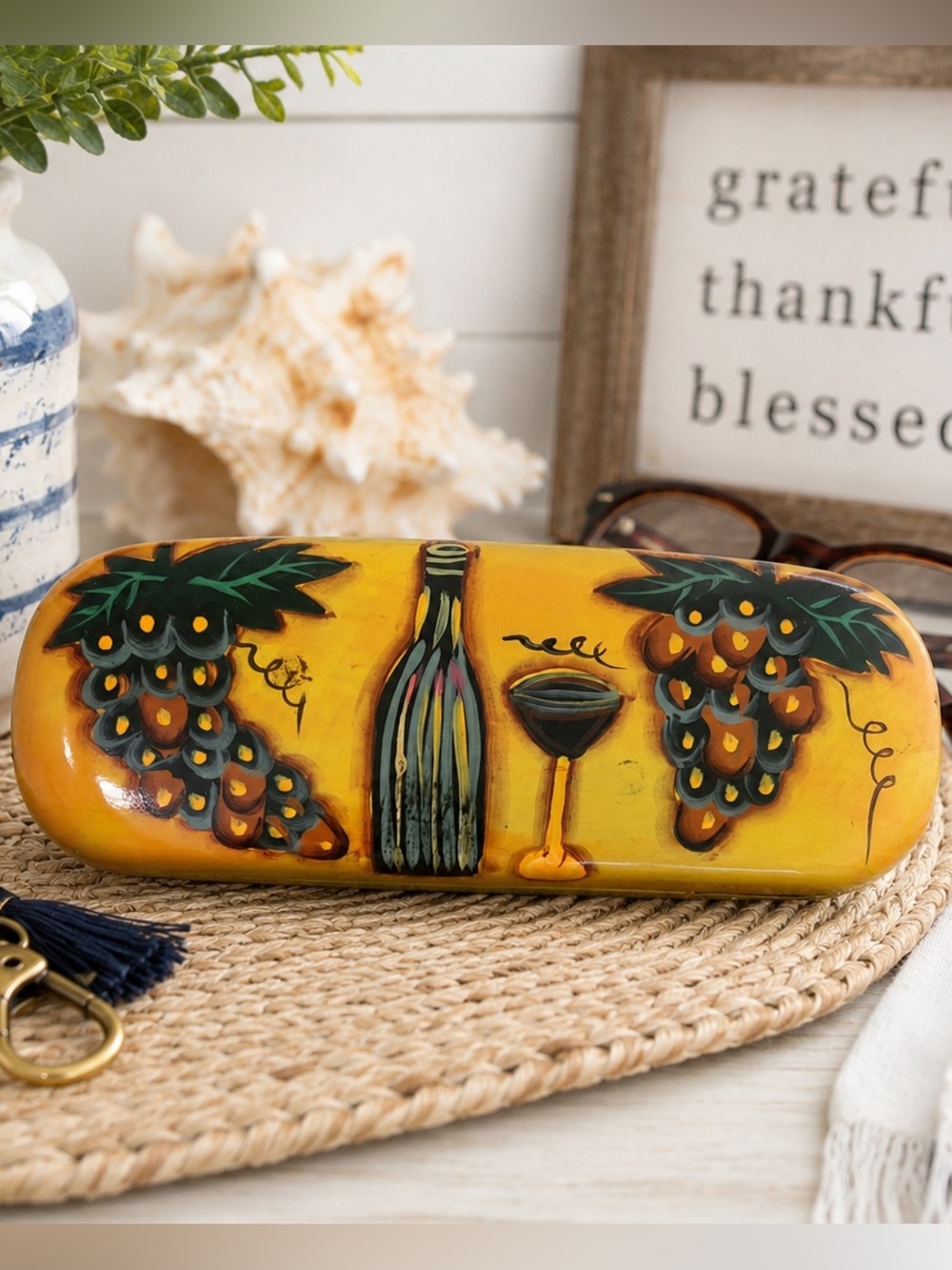 VTG Hand Painted Wooden Eyeglass Case  Wine Grapes Folk Art Glasses Holder